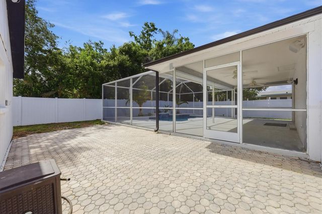 201 HONORE AVENUE, Sarasota, FL 34232
