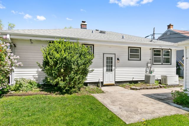 482 Fitch Road, Chicago Heights, IL 60411