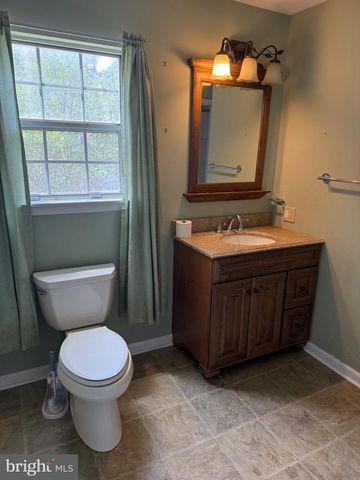 1715 EMERSON, Salisbury, MD 21801