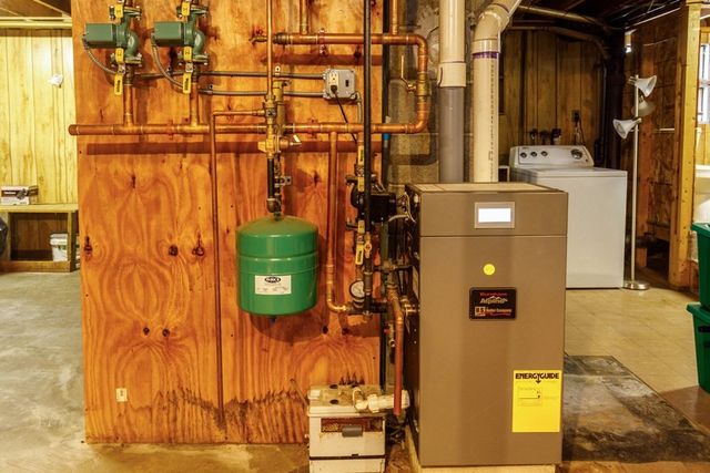 41 Senna Road, Fitchburg, MA 01420