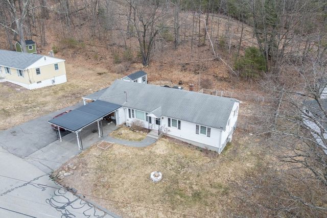 41 Senna Road, Fitchburg, MA 01420