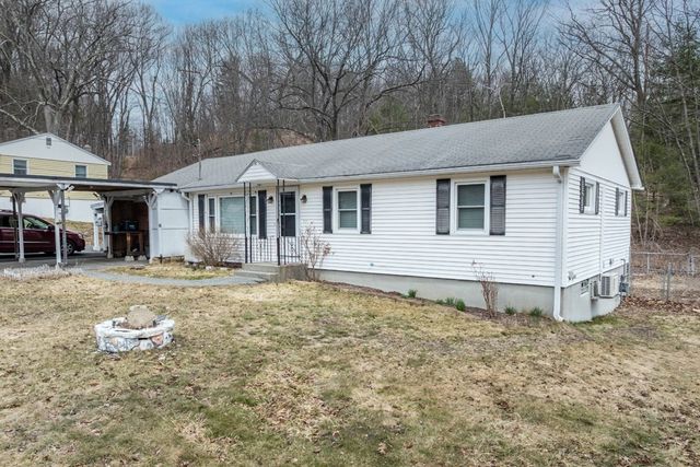 41 Senna Road, Fitchburg, MA 01420