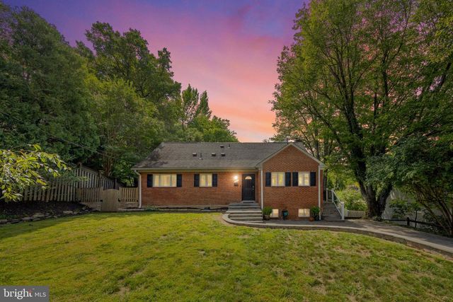 6429 EPPARD ST, Falls Church, VA 22044