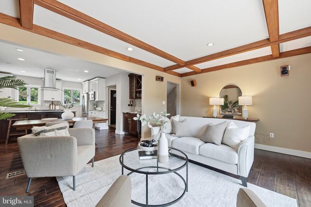 6429 EPPARD ST, Falls Church, VA 22044