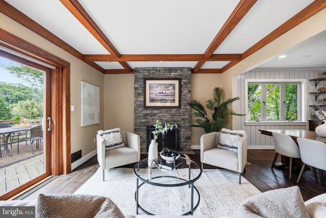 6429 EPPARD ST, Falls Church, VA 22044