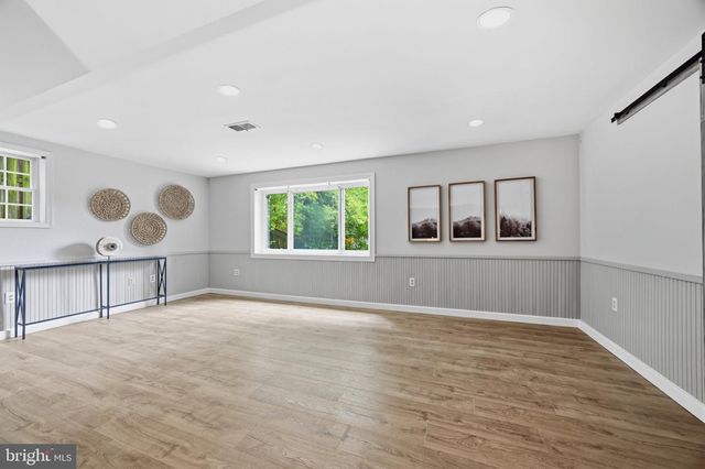 6429 EPPARD ST, Falls Church, VA 22044