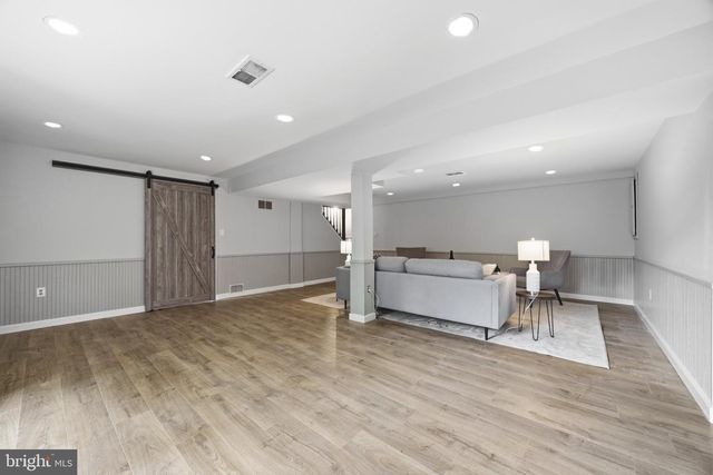 6429 EPPARD ST, Falls Church, VA 22044