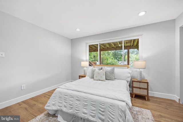 6429 EPPARD ST, Falls Church, VA 22044