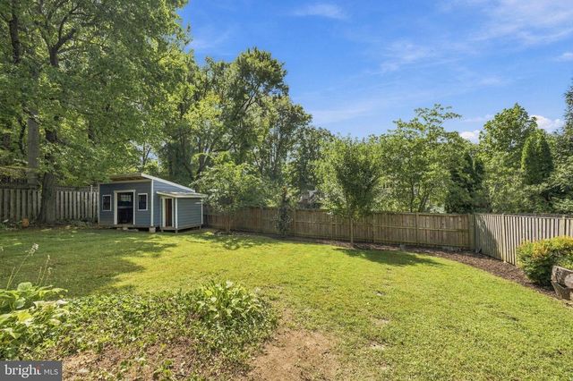 6429 EPPARD ST, Falls Church, VA 22044