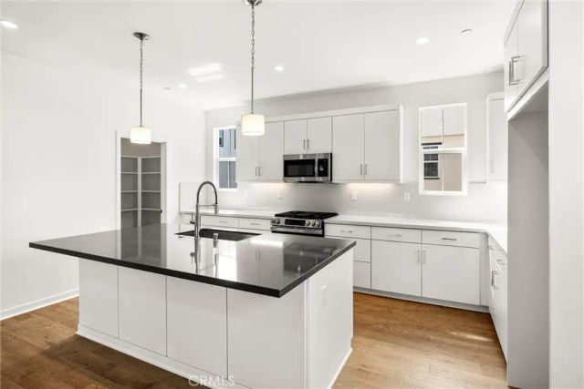 139 Jessup Way, Tustin, CA 92780