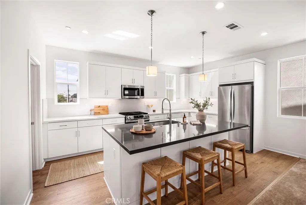 139 Jessup Way, Tustin, CA 92780