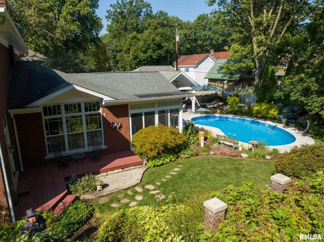 1037 WOODLAND Avenue, Springfield, IL 62704