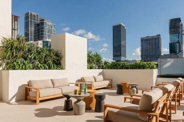 225 N Miami Avenue 3312, Miami, FL 33128