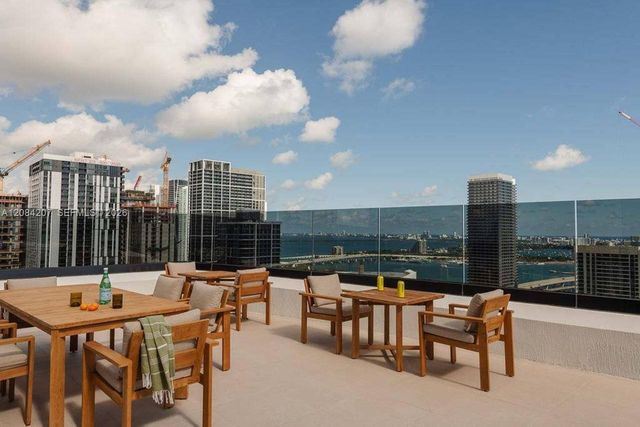 225 N Miami Avenue 3312, Miami, FL 33128