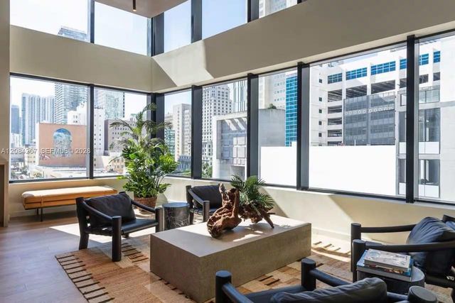 225 N Miami Avenue 3312, Miami, FL 33128