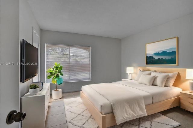 815 W Boynton Beach Boulevard 7-204, Boynton Beach, FL 33426