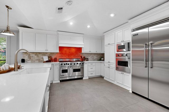 1175 Ridge Road W, Rockwall, TX 75087