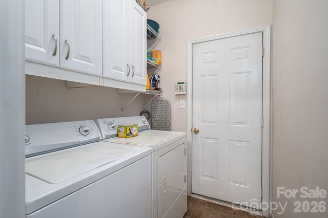11132 Chastain Parc Drive, Charlotte, NC 28216