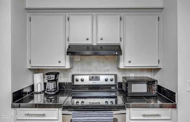 226 Waterwood Drive, Brandon, MS 39047