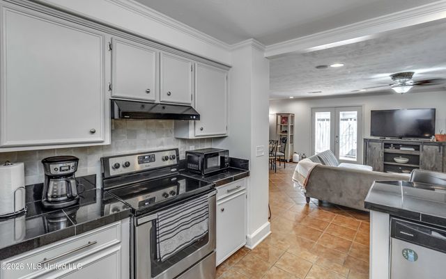 226 Waterwood Drive, Brandon, MS 39047