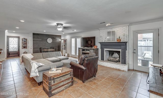 226 Waterwood Drive, Brandon, MS 39047