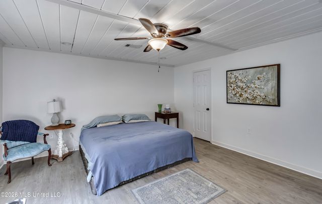 226 Waterwood Drive, Brandon, MS 39047