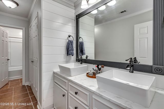 226 Waterwood Drive, Brandon, MS 39047