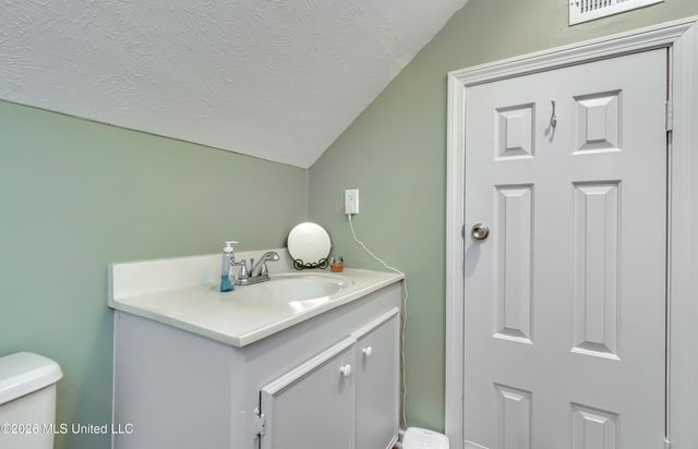 226 Waterwood Drive, Brandon, MS 39047