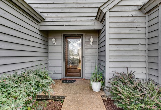 226 Waterwood Drive, Brandon, MS 39047