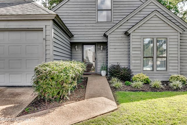 226 Waterwood Drive, Brandon, MS 39047