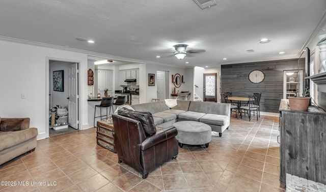 226 Waterwood Drive, Brandon, MS 39047