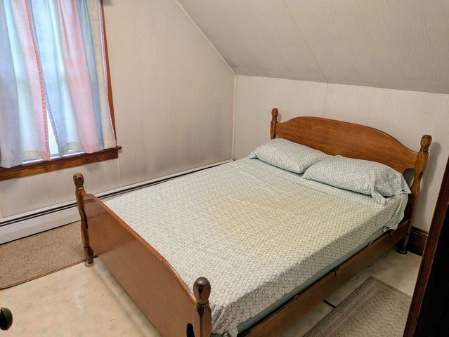 11 Bohan Street, Stewartstown, NH 03576