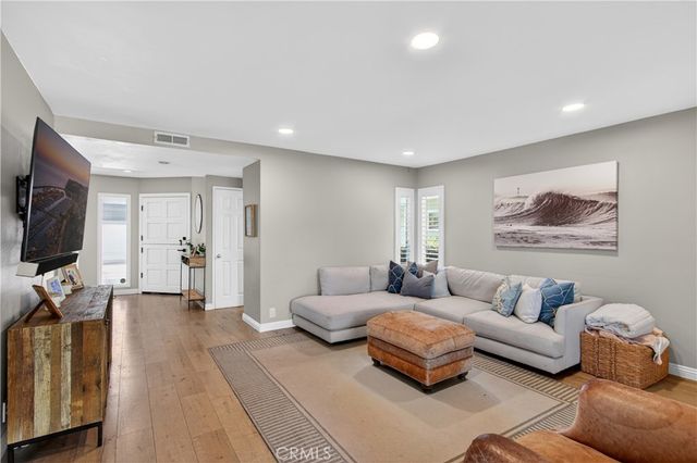 175 Admiral Way, Costa Mesa, CA 92627