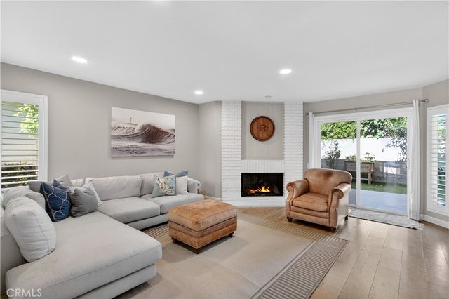 175 Admiral Way, Costa Mesa, CA 92627