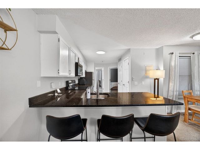 912 S Dearborn Way 4, Aurora, CO 80012