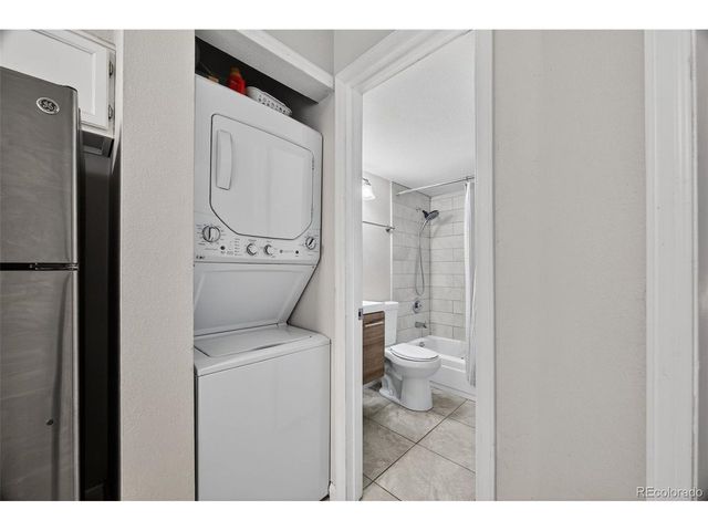 912 S Dearborn Way 4, Aurora, CO 80012