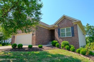 703 Linde Ct, La Grange, KY 40031