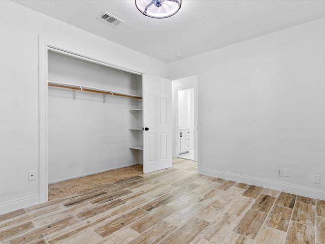 6620 Bernadine Drive, Watauga, TX 76148