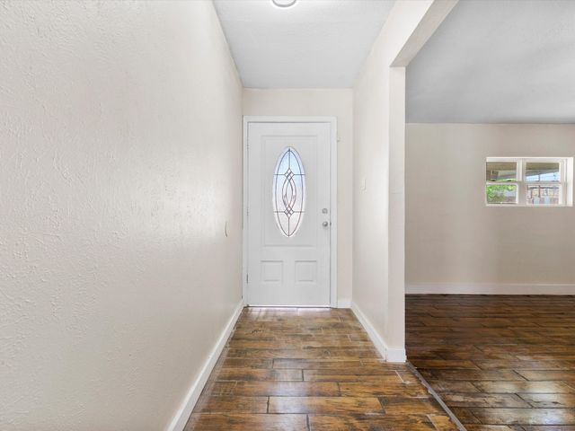 6620 Bernadine Drive, Watauga, TX 76148