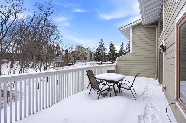 6769 W 82nd Street, Bloomington, MN 55438