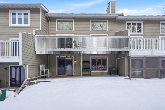 6769 W 82nd Street, Bloomington, MN 55438