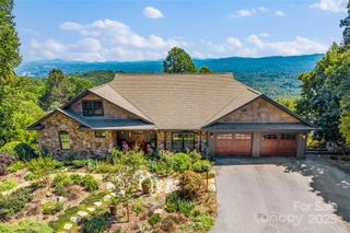 159 Alta Circle, Hendersonville, NC 28739