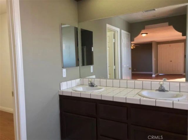 12422 San Ysidro, Victorville, CA 92392