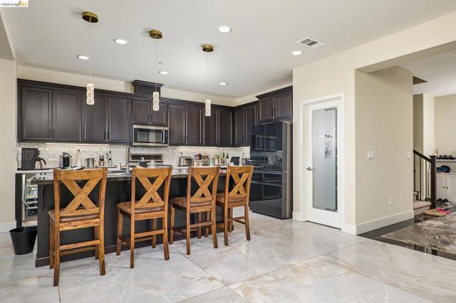 5532 Promontory Way, Antioch, CA 94531