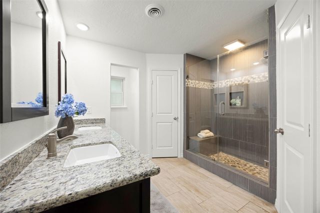 1911 Acacia Street, League City, TX 77573