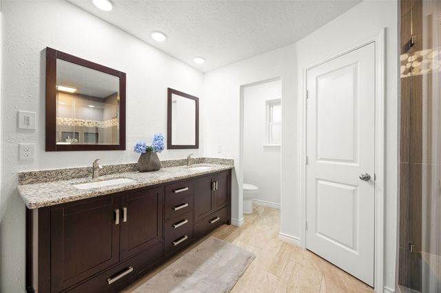 1911 Acacia Street, League City, TX 77573