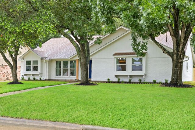 1911 Acacia Street, League City, TX 77573