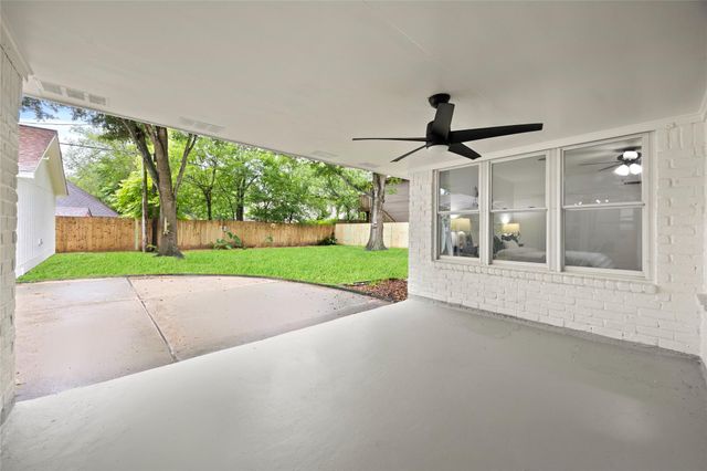 1911 Acacia Street, League City, TX 77573