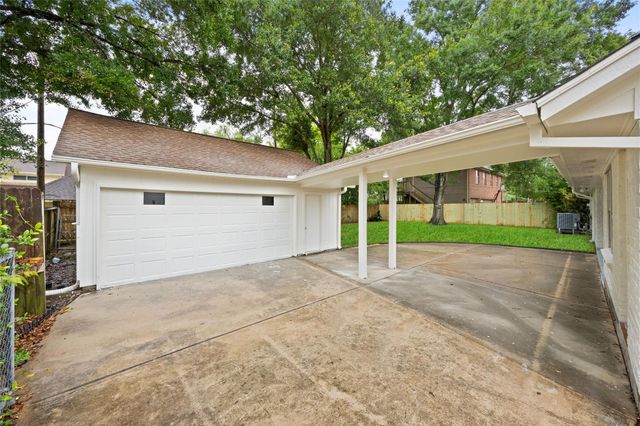 1911 Acacia Street, League City, TX 77573