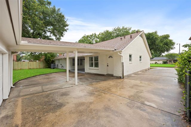 1911 Acacia Street, League City, TX 77573